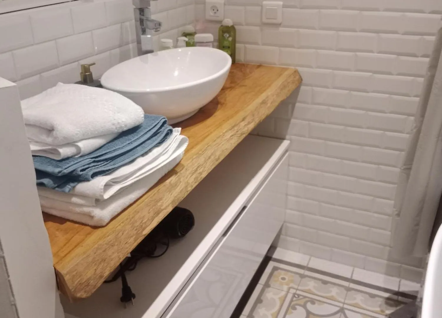 A 9 Min Du Palais De L'elysee, Apartment Paris